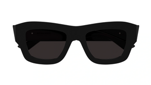 Black (001)