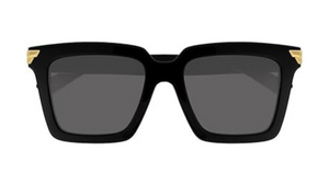 Black (001)